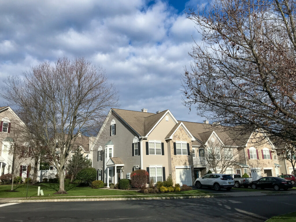 New Jersey HOA Properties that need window cleaning services